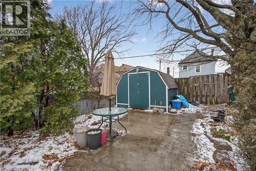 27 Mayflower Avenue, Hamilton, ON - Outdoor