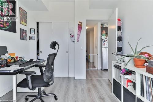108 Garment Street Unit# 708, Kitchener, ON - Indoor Photo Showing Office