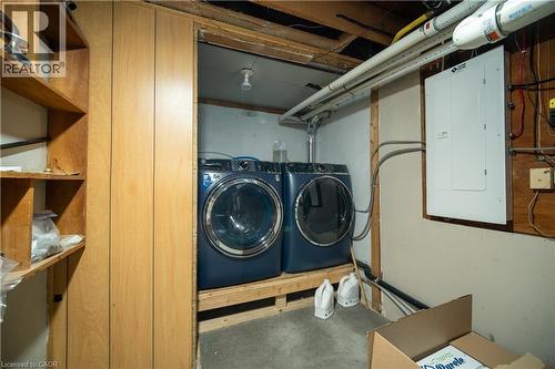 100 North Park Street, Brantford, ON - Indoor Photo Showing Laundry Room