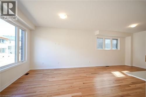 377 Provident Way, Hamilton, ON - Indoor Photo Showing Other Room