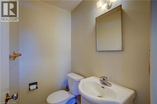 Powder room - 271 Forest Glen Crescent, Mount Forest, ON - Indoor Photo Showing Bathroom