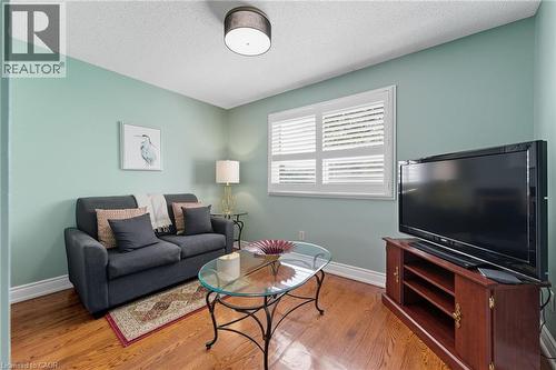 3043 Vanderbilt Road, Mississauga, ON - Indoor Photo Showing Living Room