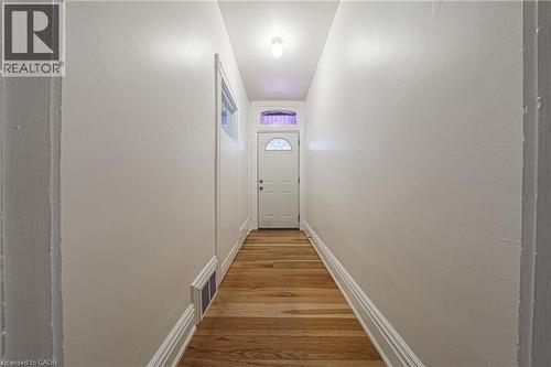 215 Mary Street, Hamilton, ON - Indoor Photo Showing Other Room