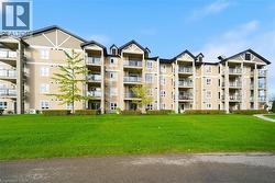 View of apartment building / complex - 