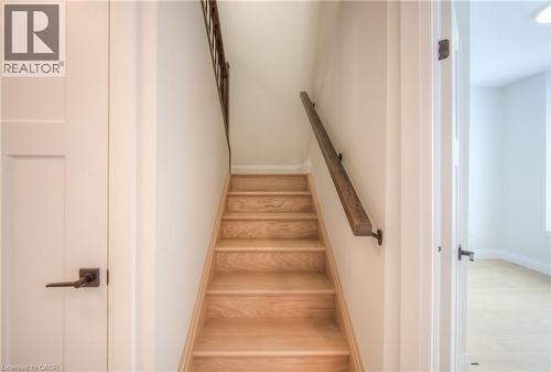 264 Blair Road Unit# 2, Cambridge, ON - Indoor Photo Showing Other Room