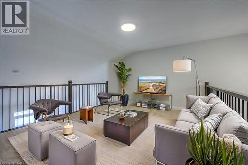 264 Blair Road Unit# 2, Cambridge, ON - Indoor Photo Showing Living Room