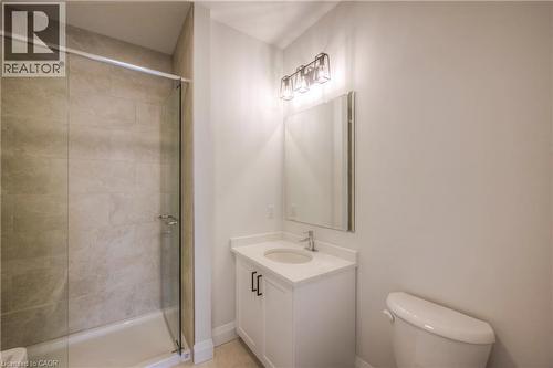 264 Blair Road Unit# 2, Cambridge, ON - Indoor Photo Showing Bathroom