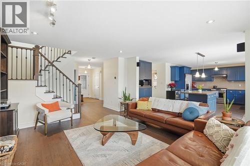75 Etherington Crescent, Binbrook, ON - Indoor Photo Showing Living Room