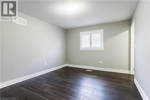 8 Cesar Place, Ancaster, ON - Indoor Photo Showing Other Room