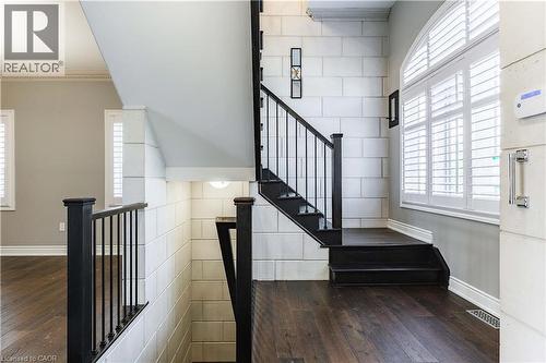 8 Cesar Place, Ancaster, ON - Indoor Photo Showing Other Room