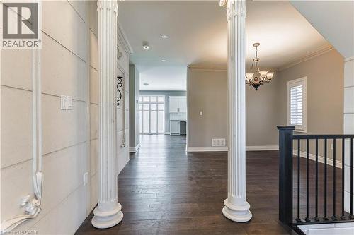 8 Cesar Place, Ancaster, ON - Indoor Photo Showing Other Room