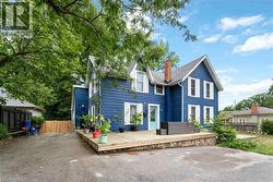 18 MOUNTAIN Street Unit# 2  Grimsby, ON L2M 3J8