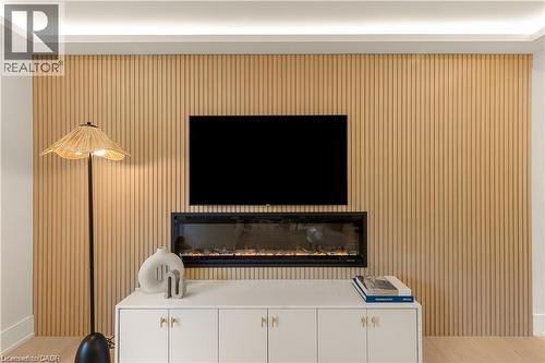 257 Strathcona Drive, Burlington, ON - Indoor