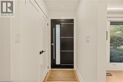 257 Strathcona Drive, Burlington, ON - Indoor Photo Showing Other Room