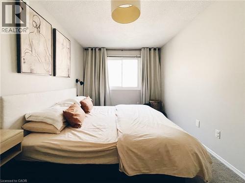 340 Pioneer Drive, Kitchener, ON - Indoor Photo Showing Bedroom