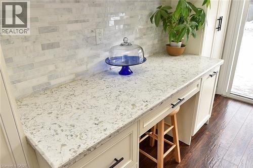 65 Rolston Drive, Hamilton, ON - Indoor Photo Showing Kitchen