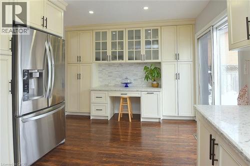 65 Rolston Drive, Hamilton, ON - Indoor Photo Showing Kitchen