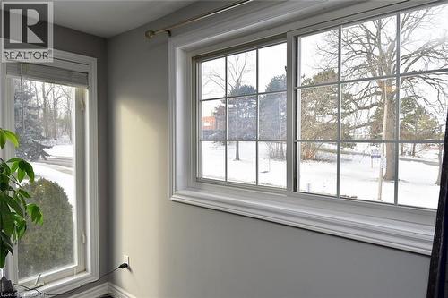 65 Rolston Drive, Hamilton, ON - Indoor Photo Showing Other Room