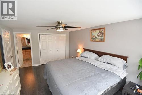 65 Rolston Drive, Hamilton, ON - Indoor Photo Showing Bedroom