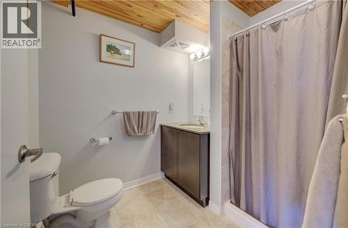 85 Spruce Street Unit# 112, Cambridge, ON - Indoor Photo Showing Bathroom