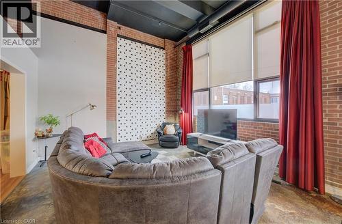 85 Spruce Street Unit# 112, Cambridge, ON - Indoor