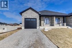 381 ARGYLE Avenue  Delhi, ON N4B 0B2
