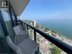 Balcony with a water view - 