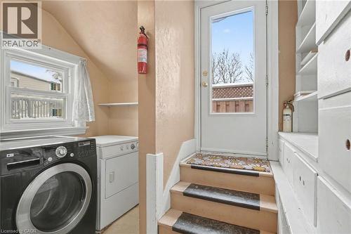 218 Weber Street E, Kitchener, ON - Indoor Photo Showing Laundry Room