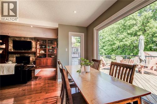 33 Tinatawa Court, Kitchener, ON - Indoor Photo Showing Dining Room