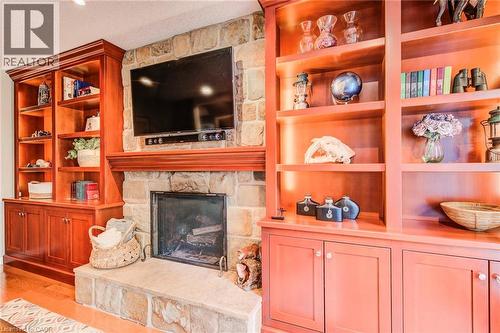 33 Tinatawa Court, Kitchener, ON - Indoor With Fireplace