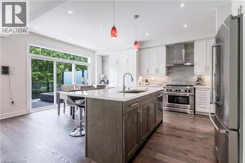 64 Elysian Fields Circle, Brampton, ON - Indoor Photo Showing Kitchen With Upgraded Kitchen