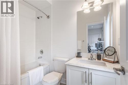 64 Elysian Fields Circle, Brampton, ON - Indoor Photo Showing Bathroom