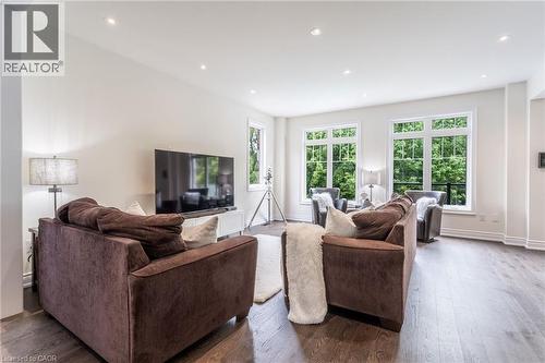 64 Elysian Fields Circle, Brampton, ON - Indoor Photo Showing Living Room