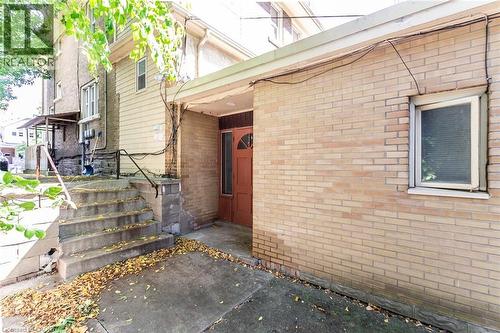 133 Albert Street, Waterloo, ON - Outdoor With Exterior