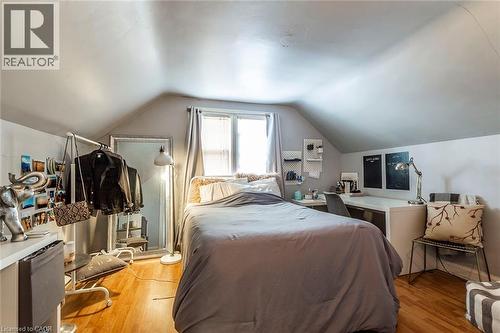 133 Albert Street, Waterloo, ON - Indoor Photo Showing Bedroom