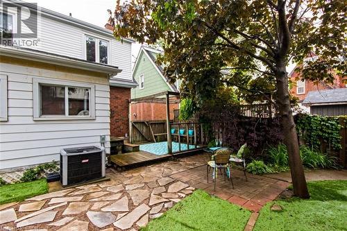 19 Gilmour Place, Hamilton, ON - Outdoor