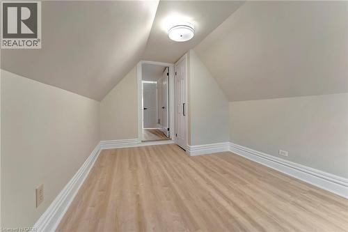 142 Sanford Avenue N, Hamilton, ON - Indoor Photo Showing Other Room