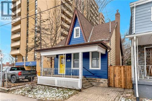 142 Sanford Avenue N, Hamilton, ON - Outdoor With Facade
