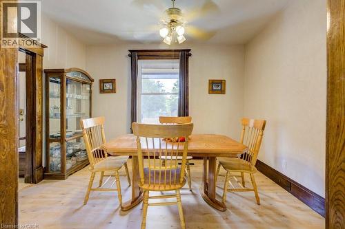 207 Hedley Street, Cambridge, ON - Indoor Photo Showing Dining Room