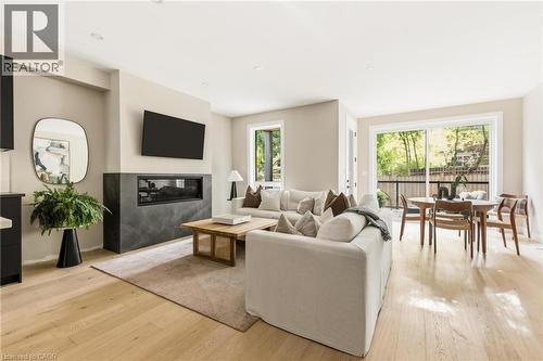 95 William Street W, Waterloo, ON - Indoor Photo Showing Living Room With Fireplace