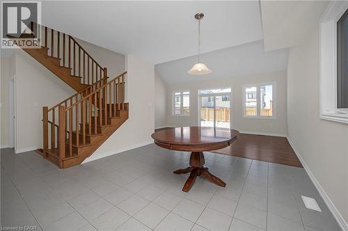 11 Frontier Drive, Thorold, ON - Indoor Photo Showing Other Room