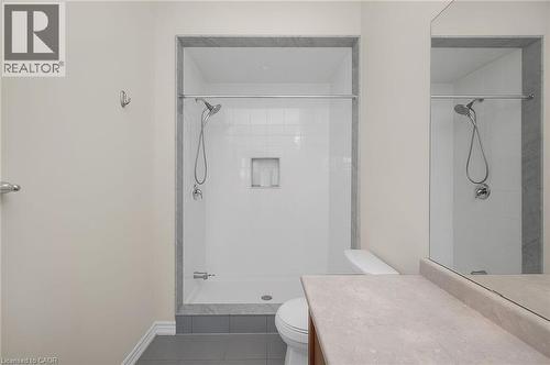 11 Frontier Drive, Thorold, ON - Indoor Photo Showing Bathroom
