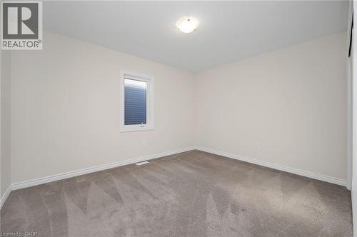 11 Frontier Drive, Thorold, ON - Indoor Photo Showing Other Room