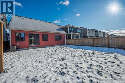 11 Frontier Drive, Thorold, ON - Outdoor