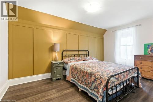 12 Francis Street, Hamilton, ON - Indoor Photo Showing Bedroom