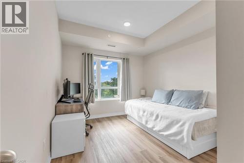 50 Herrick Avenue Unit# 231, St. Catharines, ON - Indoor Photo Showing Bedroom