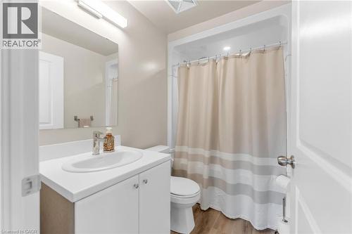 50 Herrick Avenue Unit# 231, St. Catharines, ON - Indoor Photo Showing Bathroom