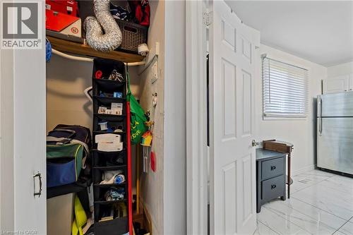 8 Gerrick Court, Hamilton, ON - Indoor