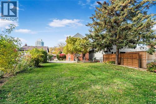 538 Hughson Street N, Hamilton, ON - Outdoor