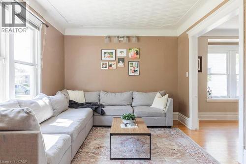 65 Banff Street, Caledonia, ON - Indoor Photo Showing Living Room